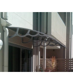 Durvju  jumtiņš 1400x1000 mm  caurspīdīgs, ar pelēkiem turētājiem