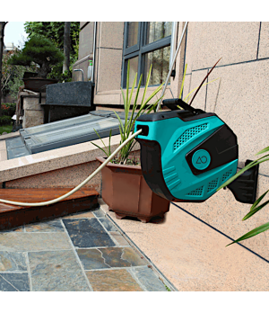 Laistīšanas sistēma ar automātisko spoli un 13 mm x 30 m PVC šļūteni