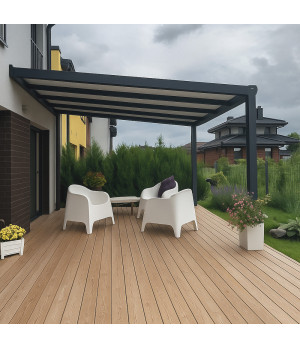 Stabila pastiprināta terases nojume ar caurspīdīgu jumtu